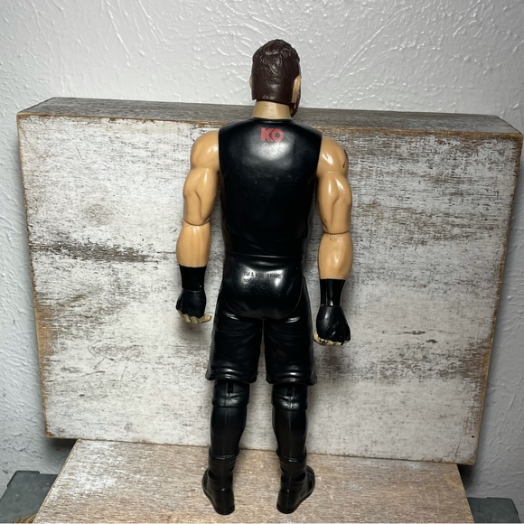 Mattel WWE Action Figures Kevin Owens 12" - Picture 3 of 16